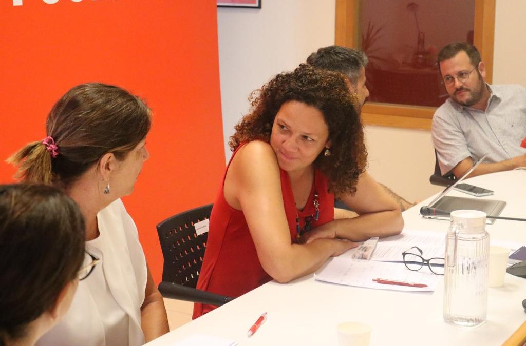 Catalina Cladera declara el compromiso de los Socialistas de Mallorca de ser el dique de contención de las políticas regresivas que imponen PP y VOX allá donde gobiernan